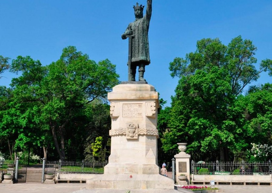 Chisinau City Tour Walking